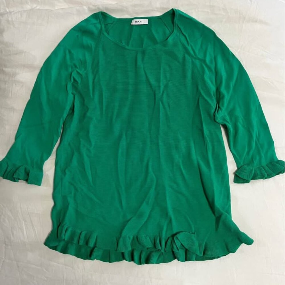 Beautiful Emerald Green Riani top size 4